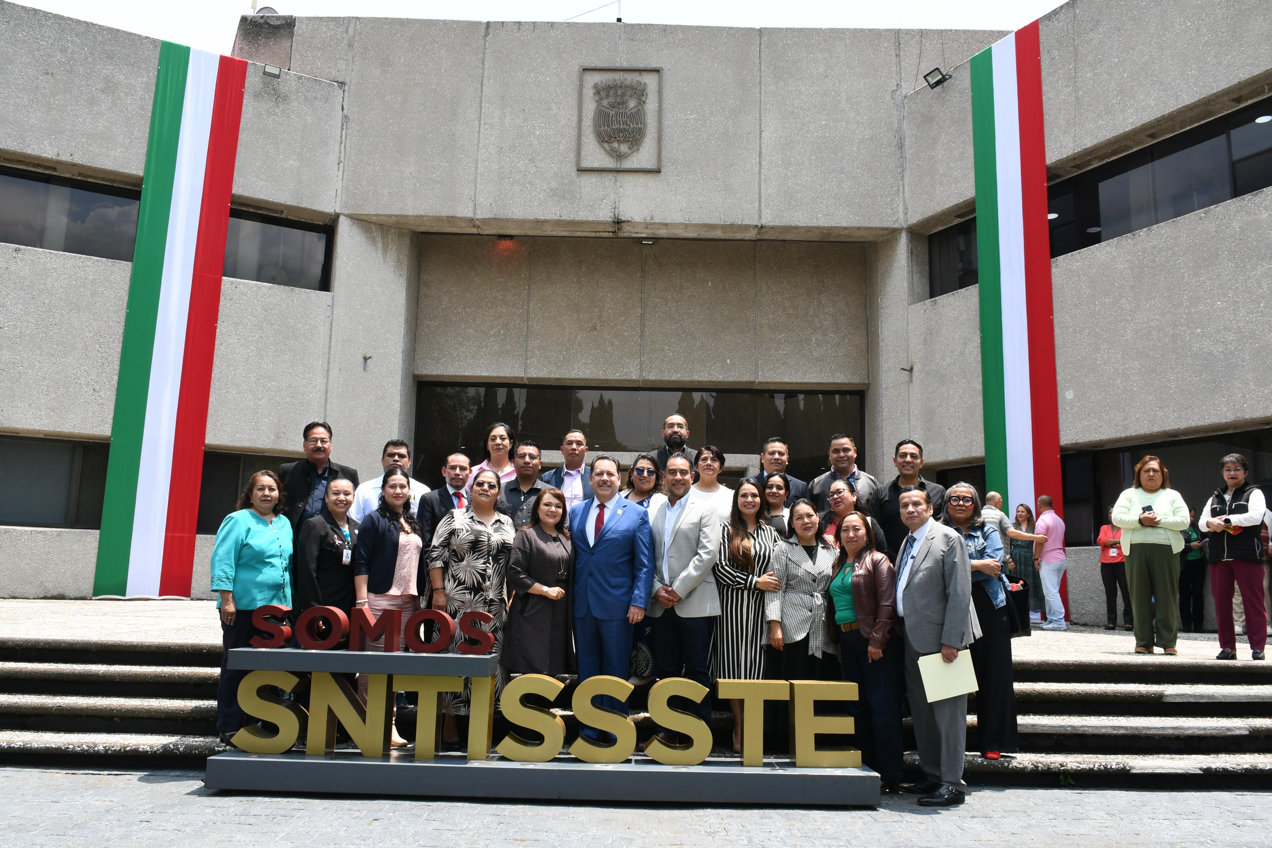 Salutación y Siembra de Pino del HG. "Dra Matilde Petra Montoya Lafragua", Tlahuac, Sección XLIX